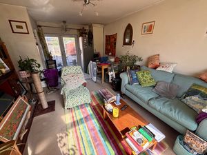 Lounge- click for photo gallery